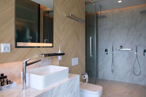Condominio de 2 dormitorios en Watthana, Bangkok, Tailandia № 48079 - foto 19