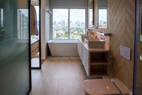 Condominio de 2 dormitorios en Watthana, Bangkok, Tailandia № 48079 - foto 23