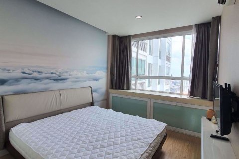 Condominio de 2 dormitorios en Huai Khwang, Bangkok, Tailandia № 48080 - foto 6