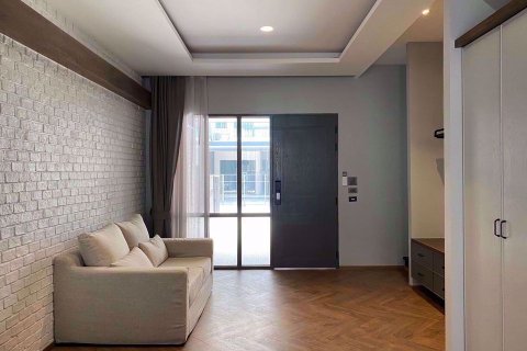House in Lat Phrao, Bangkok, Thailand 3 bedrooms № 48077