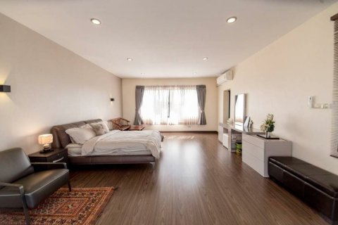 Chalet de 5 dormitorios en Chiang Mai, Tailandia № 160012 - foto 16