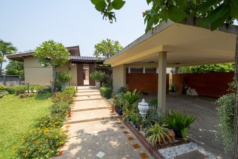 Chalet de 3 dormitorios en Chiang Mai, Tailandia № 160010 - foto 6