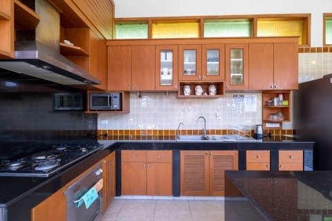 Chalet de 3 dormitorios en Chiang Mai, Tailandia № 160010 - foto 14