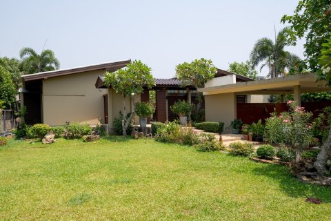 Chalet de 3 dormitorios en Chiang Mai, Tailandia № 160010 - foto 8