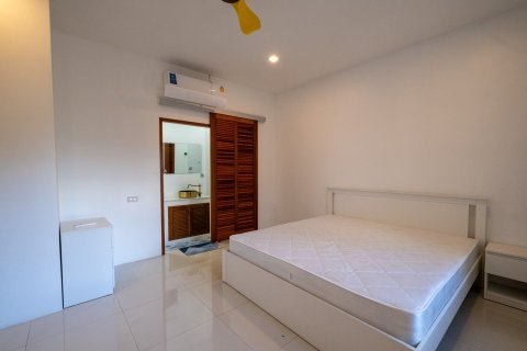 Chalet de 4 dormitorios en Chiang Mai, Tailandia № 160015 - foto 9