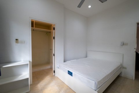 Chalet de 4 dormitorios en Chiang Mai, Tailandia № 160015 - foto 13