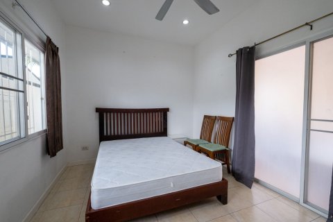 Chalet de 4 dormitorios en Chiang Mai, Tailandia № 160015 - foto 14