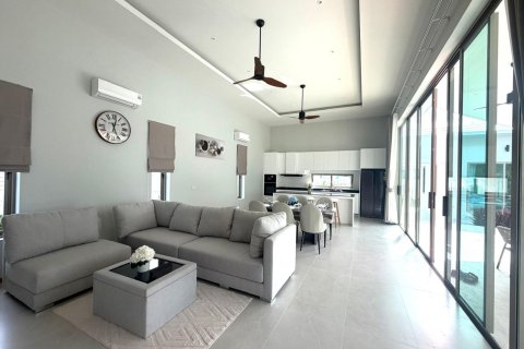Villa in Hua Hin, Thailand 3 Schlafzimmer № 222544 - Foto 4