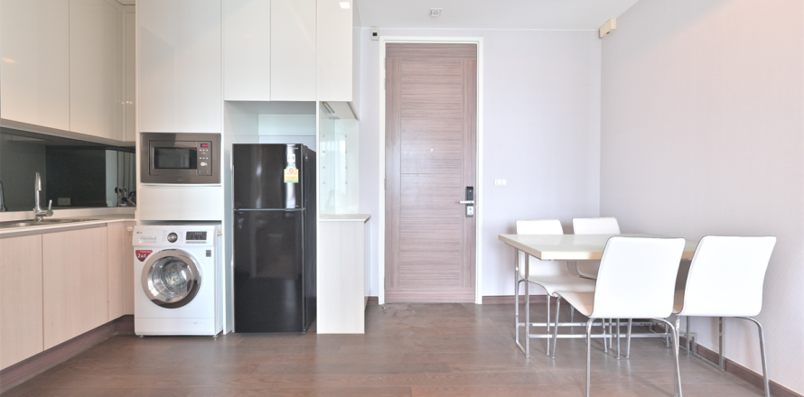 Condominio de 2 dormitorios en Bangkok, Tailandia № 184241