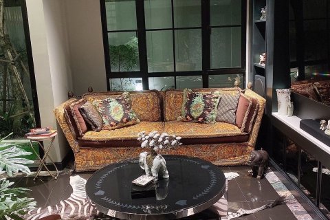 Condominio de 3 dormitorios en Pathum Wan, Bangkok, Tailandia № 170983 - foto 2