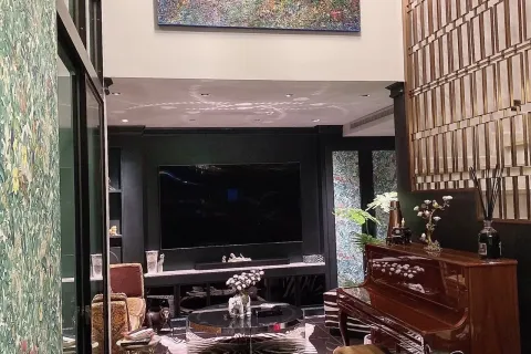 Condo à Pathum Wan, Bangkok, Thaïlande, 3 chambres  № 170983