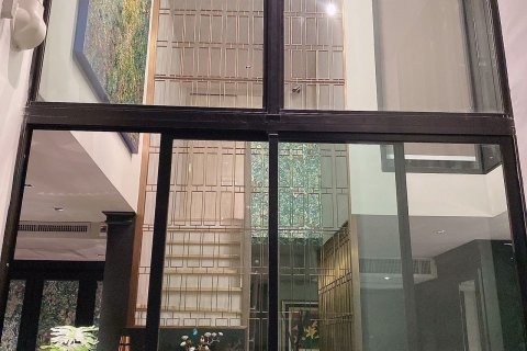Condominio de 3 dormitorios en Pathum Wan, Bangkok, Tailandia № 170983 - foto 6