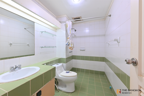 Condominio de 2 dormitorios en Bangkok, Tailandia № 184561 - foto 2