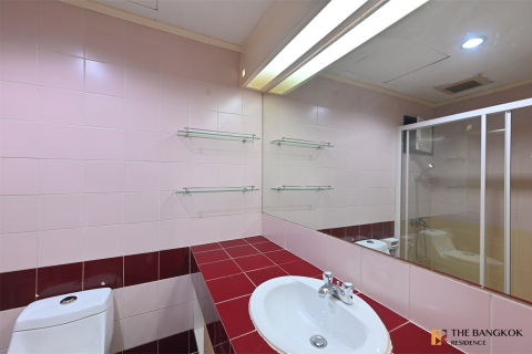 Condominio de 2 dormitorios en Bangkok, Tailandia № 184561 - foto 9