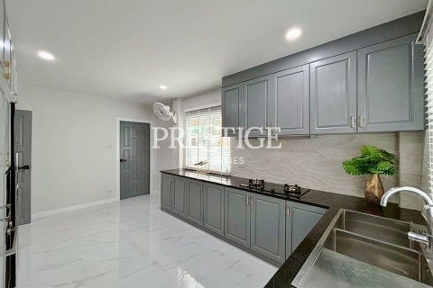 บ้านในพัทยา, ประเทศไทย 4 ห้องนอน № 197962 - รูปถ่าย 11