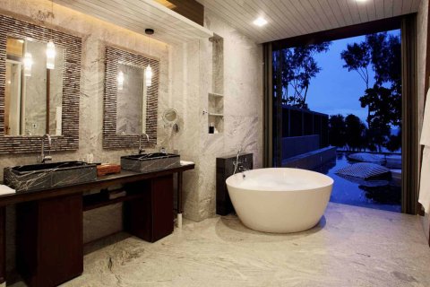 Chalet de 5 dormitorios en Phuket, Tailandia № 166789 - foto 16