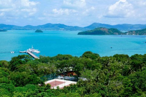 Chalet de 4 dormitorios en Phuket, Tailandia № 166787 - foto 24