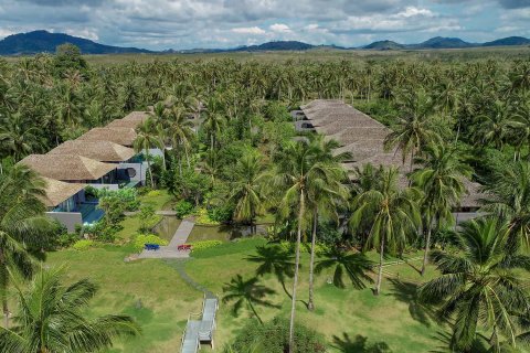 Villa in Phuket, Thailand 2 Schlafzimmer № 166790