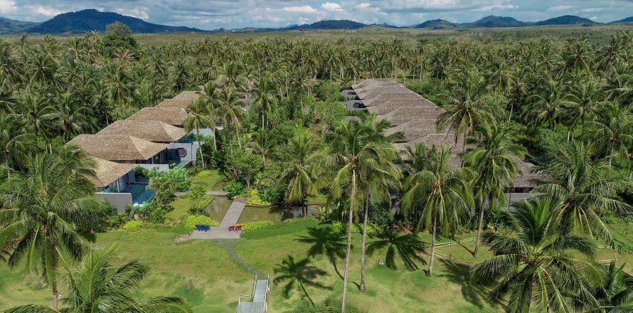 Chalet de 2 dormitorios en Phuket, Tailandia № 166790