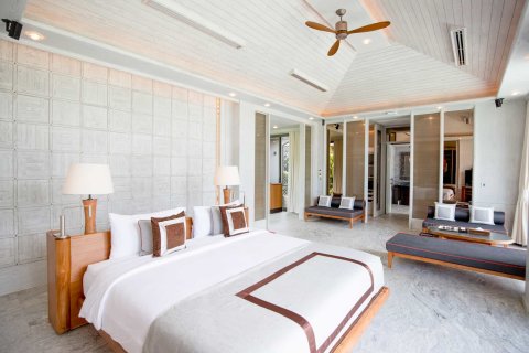 Chalet de 5 dormitorios en Phuket, Tailandia № 166788 - foto 9