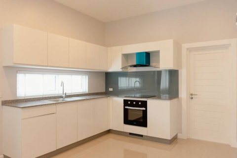 Chalet de 3 dormitorios en Hua Hin, Tailandia № 134457 - foto 7