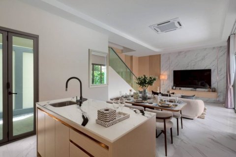 Villa in Pattaya, Thailand 4 Schlafzimmer № 134458 - Foto 10