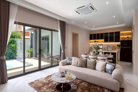 Villa in Pattaya, Thailand 4 Schlafzimmer № 134458 - Foto 3