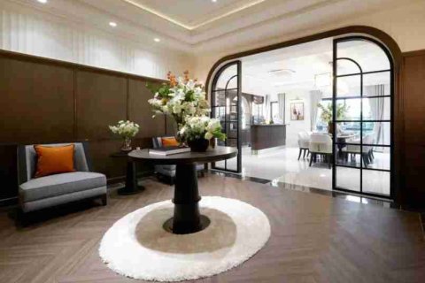 Casa de 4 dormitorios en Thonburi, Bangkok, Tailandia № 184041 - foto 8