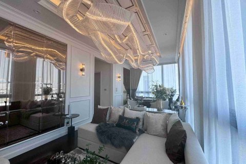 Casa de 4 dormitorios en Thonburi, Bangkok, Tailandia № 184045 - foto 3