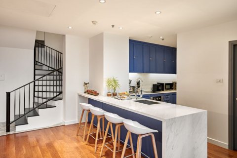 Condominio de 2 dormitorios en Sathon, Bangkok, Tailandia № 133811 - foto 18