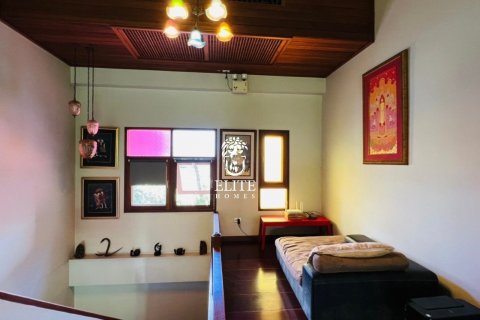 Chalet de 3 dormitorios en Bangkok, Tailandia № 133809 - foto 6