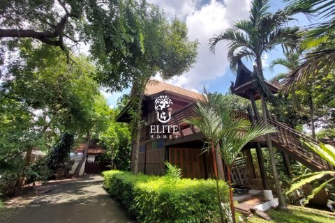 Chalet de 3 dormitorios en Bangkok, Tailandia № 133809 - foto 17
