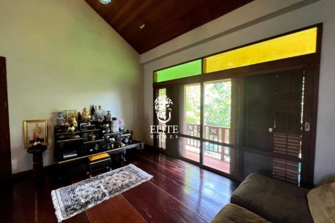 Chalet de 3 dormitorios en Bangkok, Tailandia № 133809 - foto 23
