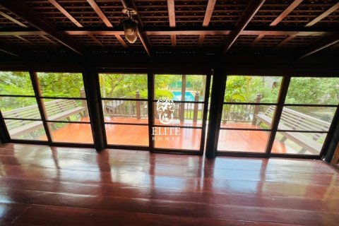 Chalet de 3 dormitorios en Bangkok, Tailandia № 133809 - foto 13