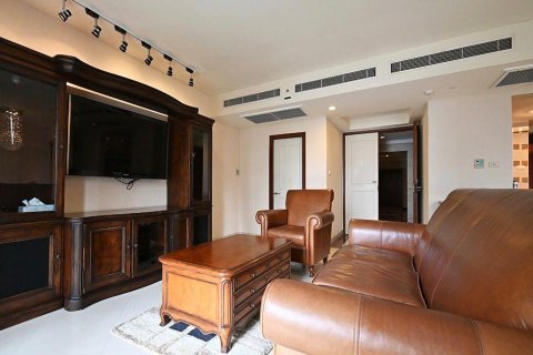 Condominio de 3 dormitorios en Pathum Wan, Bangkok, Tailandia № 133812 - foto 2