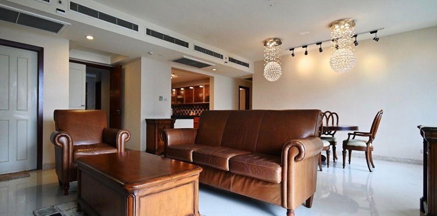 Condominio de 3 dormitorios en Pathum Wan, Bangkok, Tailandia № 133812