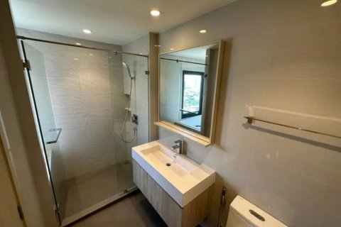 Condominio de 2 dormitorios en Watthana, Bangkok, Tailandia № 133813 - foto 6