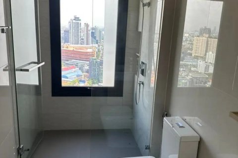 Condominio de 2 dormitorios en Watthana, Bangkok, Tailandia № 133813 - foto 15