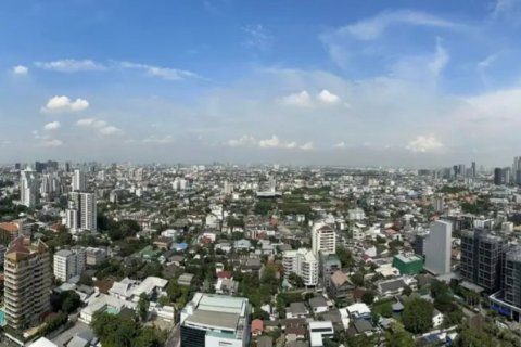 Condominio de 2 dormitorios en Watthana, Bangkok, Tailandia № 133813 - foto 4
