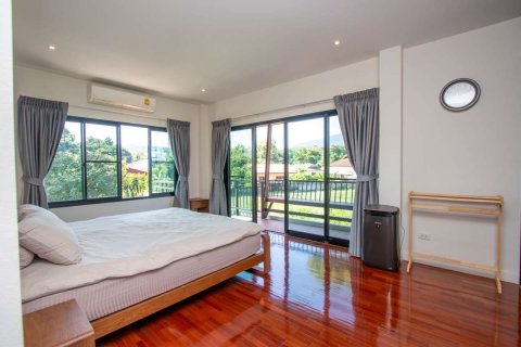 Casa de 3 dormitorios en Chiang Mai, Tailandia № 121729 - foto 2
