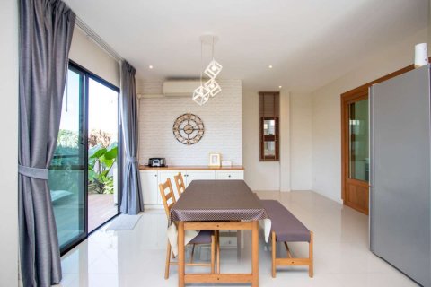 Casa de 3 dormitorios en Chiang Mai, Tailandia № 121729 - foto 10