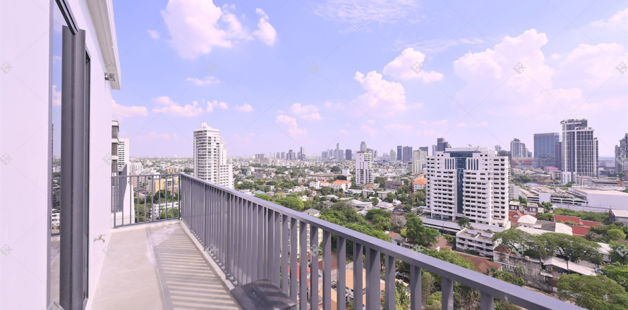 Condominio de 2 dormitorios en Bangkok, Tailandia № 188587