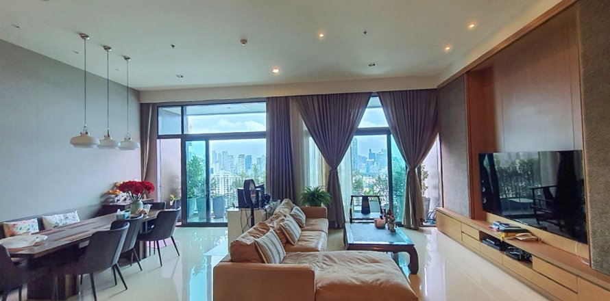 Condominio de 4 dormitorios en Bangkok, Tailandia № 181015