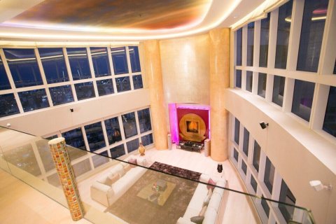Condominio de 6 dormitorios en Bangkok, Tailandia № 181010 - foto 2