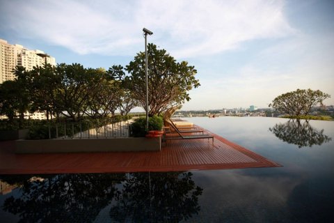 Condominio de 3 dormitorios en Bangkok, Tailandia № 181013 - foto 18
