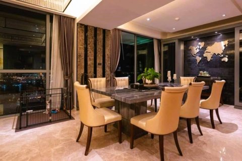 Condominio de 3 dormitorios en Bangkok, Tailandia № 181013 - foto 5