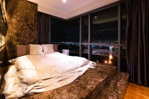 Condominio de 3 dormitorios en Bangkok, Tailandia № 181013 - foto 9
