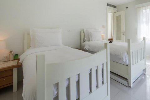 Condominio de 3 dormitorios en Bangkok, Tailandia № 181014 - foto 19