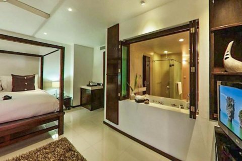 Condominio de 3 dormitorios en Bangkok, Tailandia № 181014 - foto 17