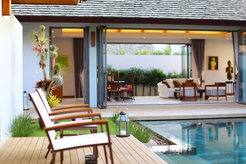 Casa de 3 dormitorios en Phuket, Tailandia № 180985 - foto 3